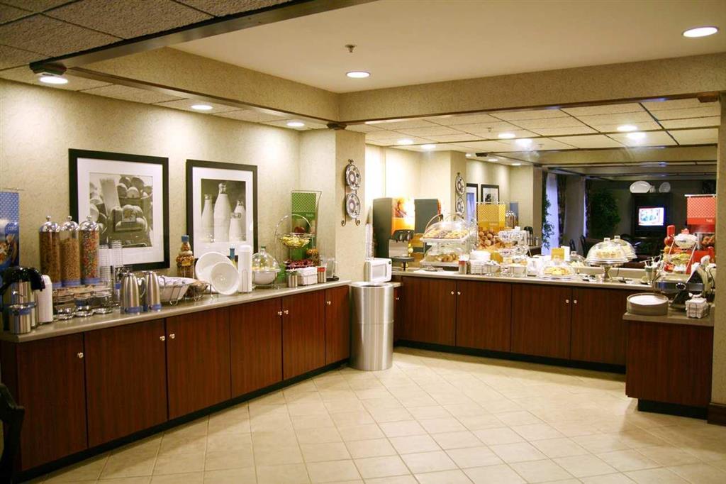 Hampton Inn Greenwood Restaurant foto